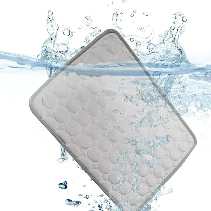 Self-Cooling Pet Mat